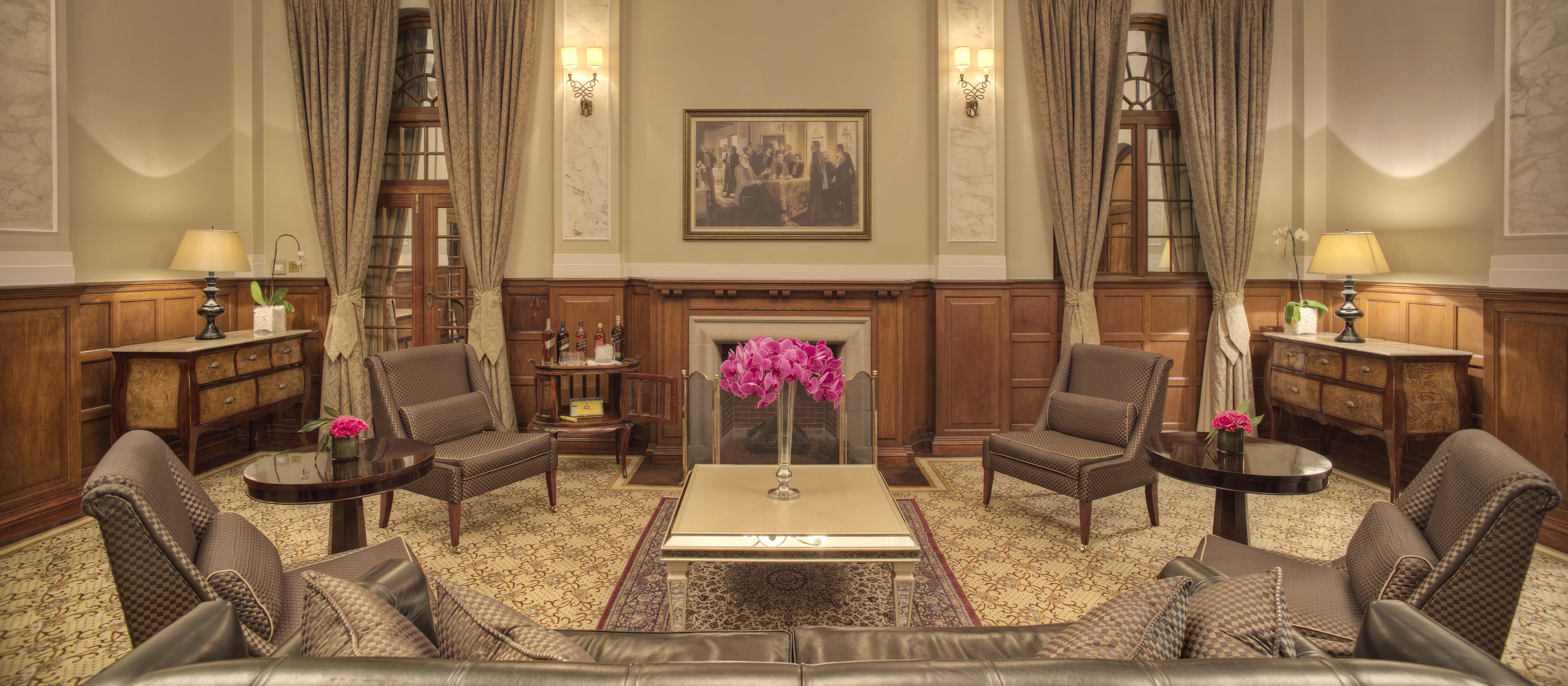 Taj Cape Town Hotel ภายนอก รูปภาพ The drawing room