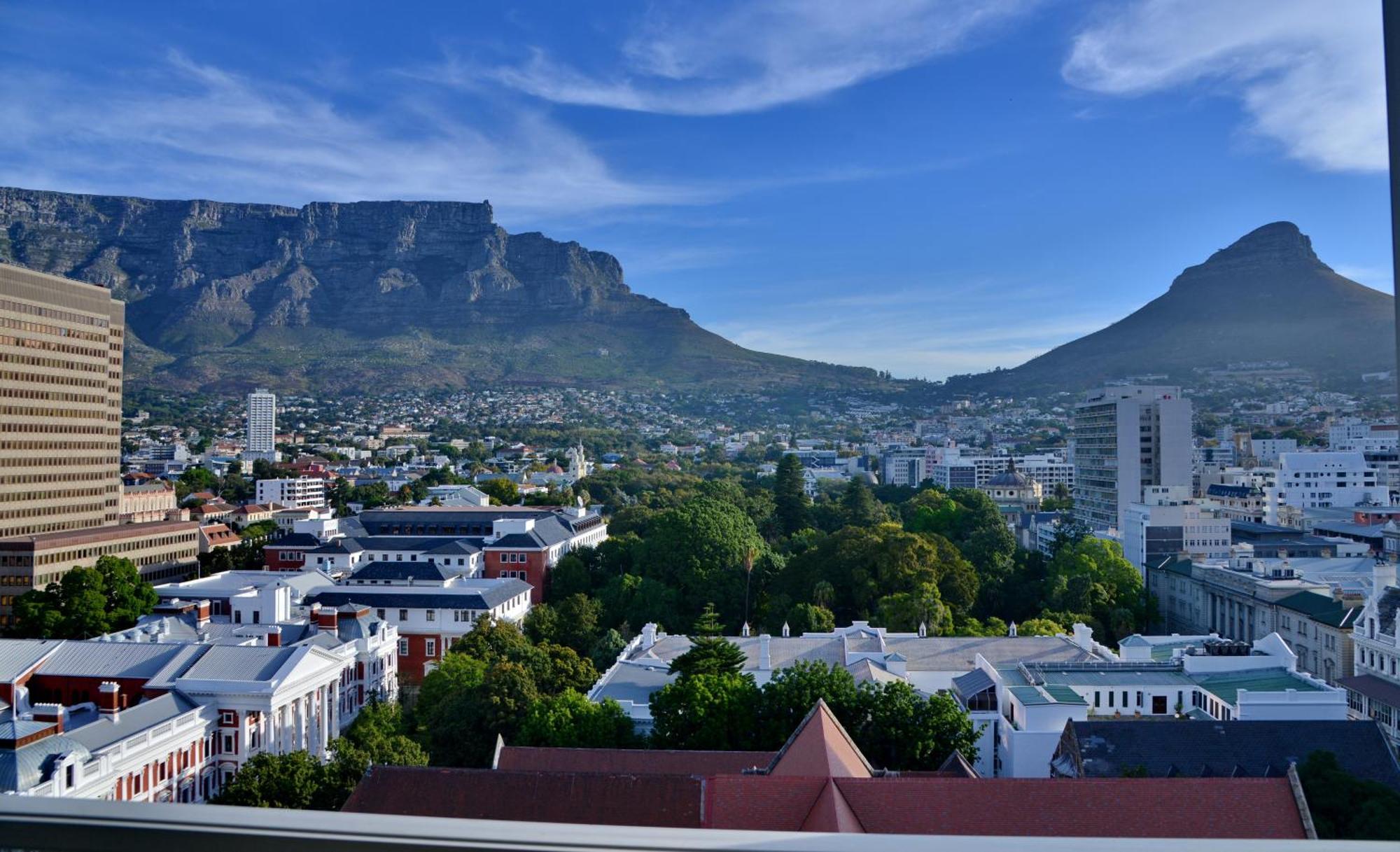 Taj Cape Town Hotel ภายนอก รูปภาพ Table Mountain