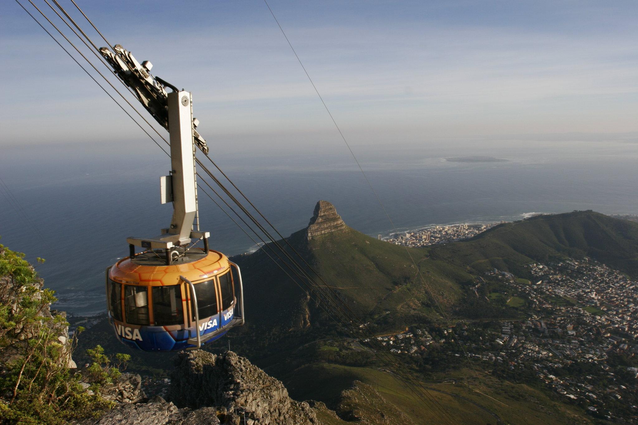 Taj Cape Town Hotel ภายนอก รูปภาพ The Sugarloaf Cable Car